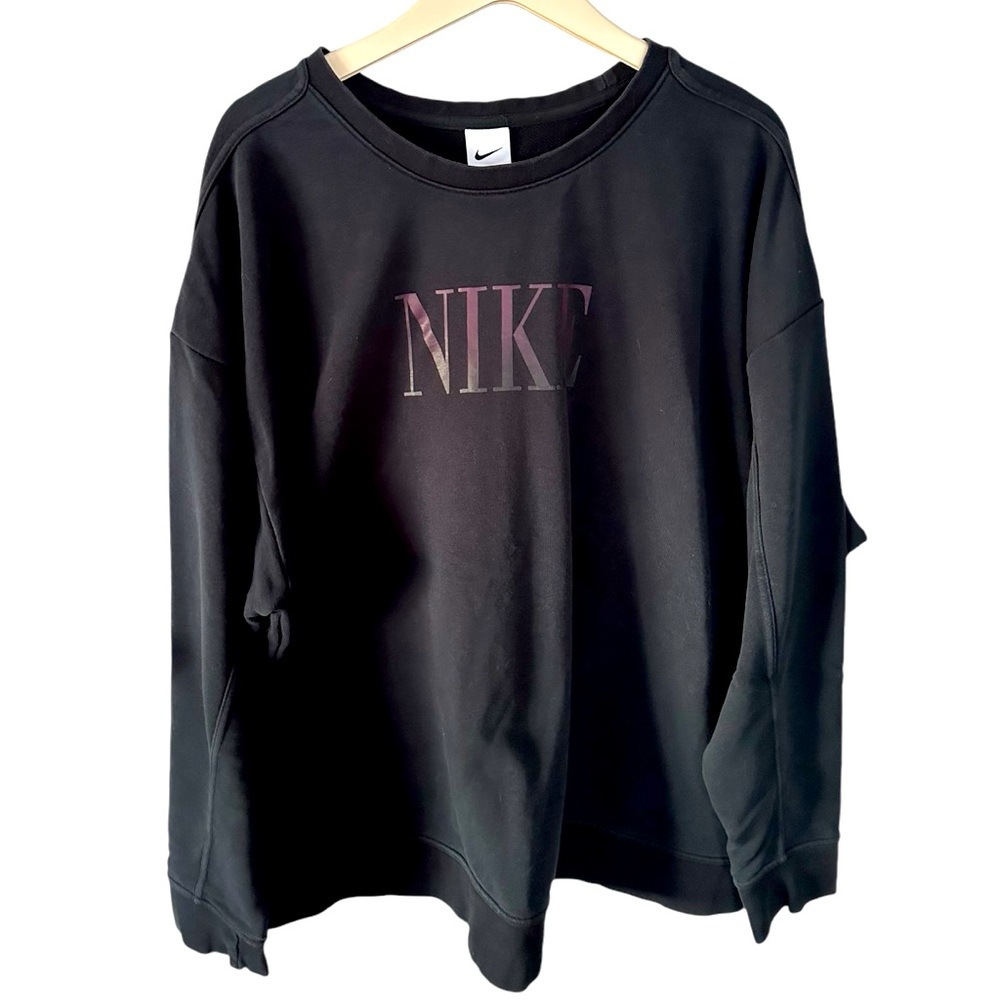 Women’s Nike Dri- Fit Crewneck